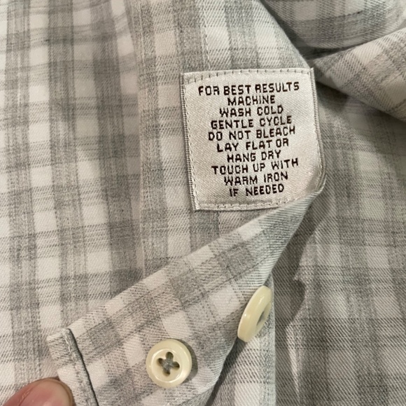 Peter Millar gray and white button down shirt size M with pocket - Picture 4 of 6